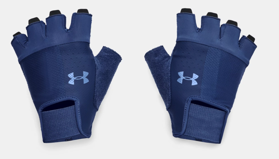 sports gloves